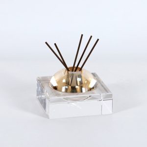 Acrylic Reed Diffuser with Creative Spherical Design Inlaid Square Acrylic Base Perfume Bottle