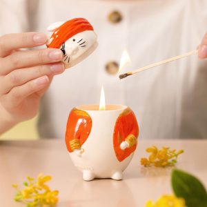 Creative Rogue Rabbit Aromatherapy candle Gift box Advanced ceramic cup Aromatherapy essential oil candle whimsical decoration,